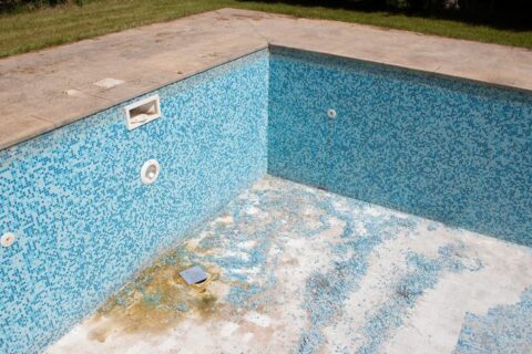 Swimming Pool with Possible Water Leak Needing Quick Repair in Maryland
