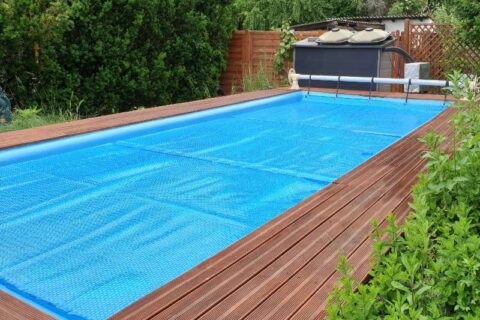 Residential Pool Covered with Automatic Pool Cover for Winter in Virginia & Maryland